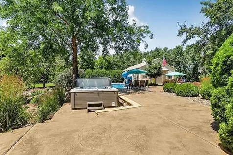 27284 110th Street NW Zimmerman MN 55398