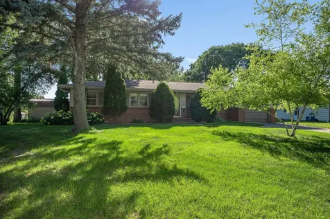 1024 Holden Place Fairmont MN 56031