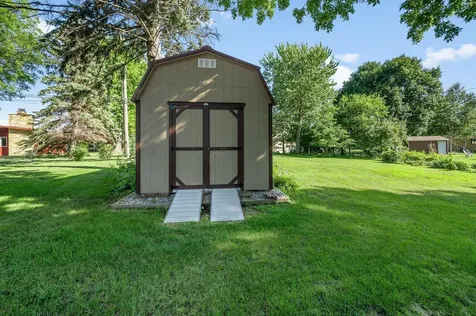 1024 Holden Place Fairmont MN 56031