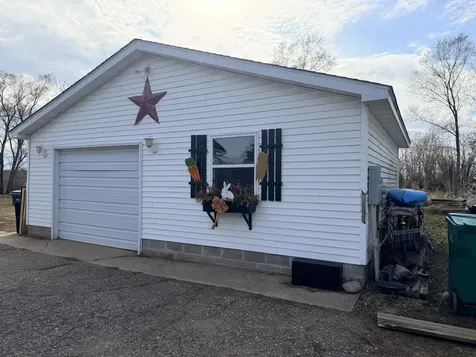 9711 Ireland Avenue NW Annandale MN 55302