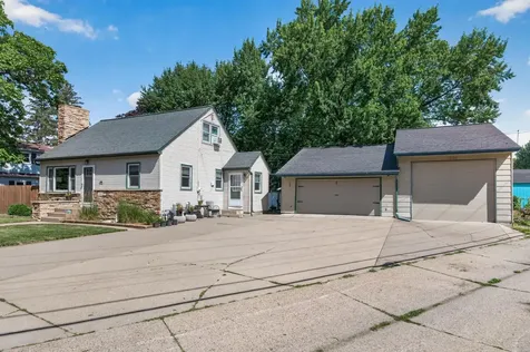 1805 42nd Avenue NE Columbia Heights MN 55421