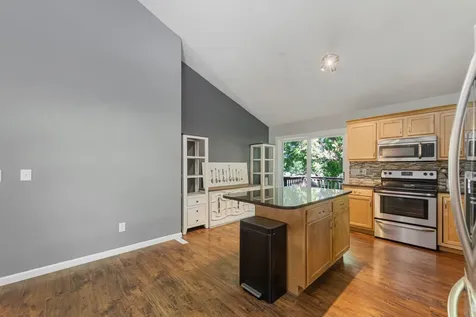 13628 Vincent Circle Burnsville MN 55337