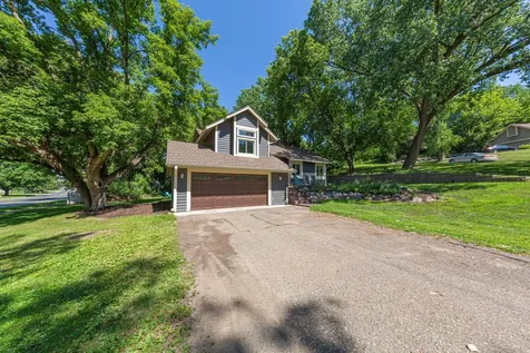13628 Vincent Circle Burnsville MN 55337