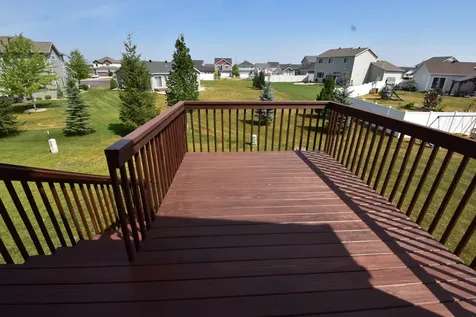 6105 61 Avenue S Fargo ND 58104