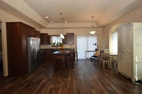 6105 61 Avenue S Fargo ND 58104