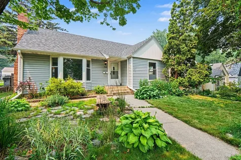 5908 12th Avenue S Minneapolis MN 55417