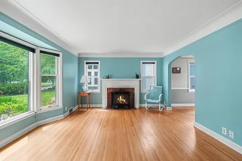 5908 12th Avenue S Minneapolis MN 55417