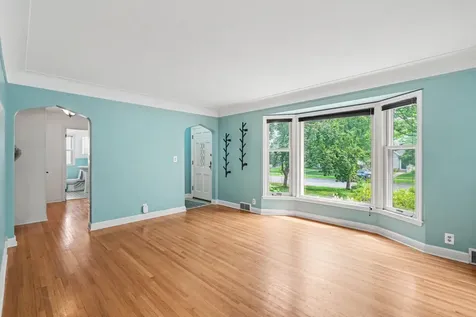 5908 12th Avenue S Minneapolis MN 55417