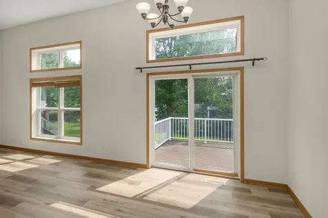 10642 Pond Curve Woodbury MN 55129