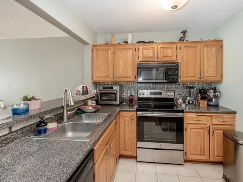 15805 24th Avenue N Plymouth MN 55447