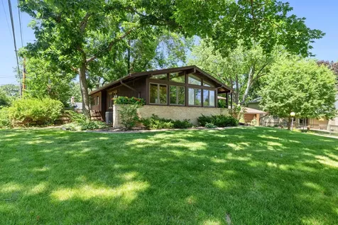 5164 Saint Moritz Drive Fridley MN 55421