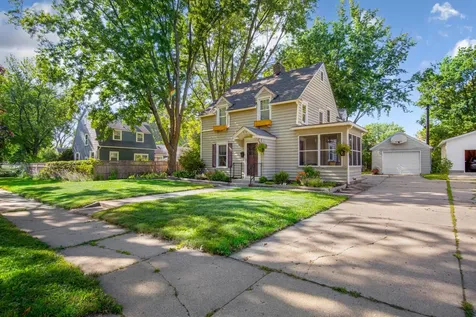512 Agnes Street Owatonna MN 55060