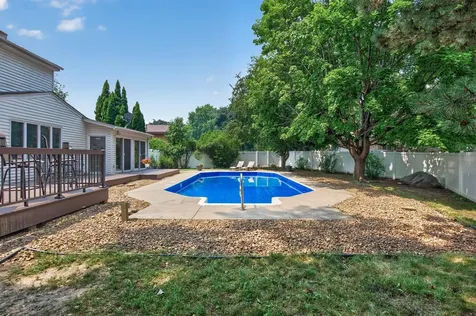 4532 Normandale Highlands Drive Bloomington MN 55437