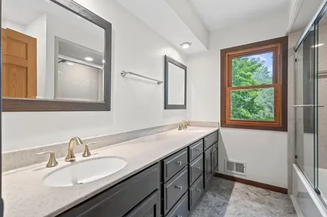 4532 Normandale Highlands Drive Bloomington MN 55437