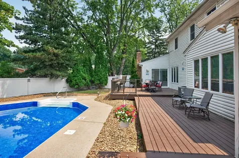 4532 Normandale Highlands Drive Bloomington MN 55437