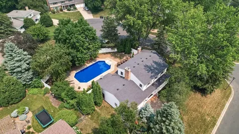 4532 Normandale Highlands Drive Bloomington MN 55437