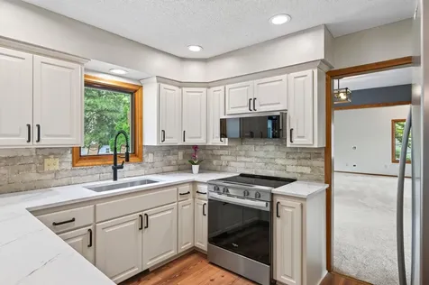 4532 Normandale Highlands Drive Bloomington MN 55437
