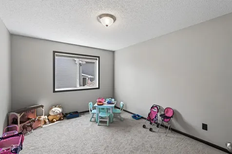 1671 Noric Street Shakopee MN 55379