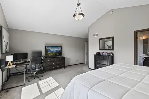 1671 Noric Street Shakopee MN 55379