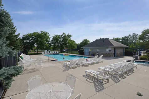 1336 Yorkshire Lane Shakopee MN 55379