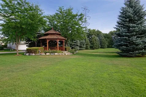 1336 Yorkshire Lane Shakopee MN 55379