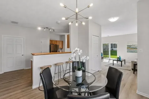 1336 Yorkshire Lane Shakopee MN 55379