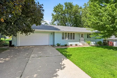 1534 17th Street NW New Brighton MN 55112