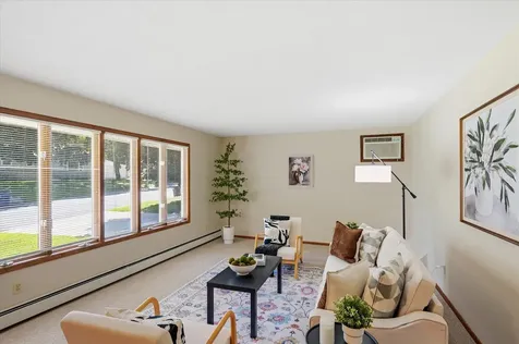 1534 17th Street NW New Brighton MN 55112