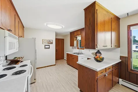 1534 17th Street NW New Brighton MN 55112