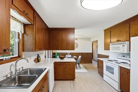1534 17th Street NW New Brighton MN 55112