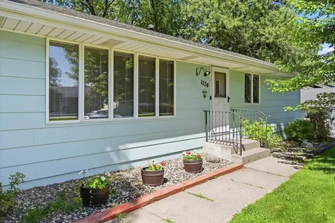 1534 17th Street NW New Brighton MN 55112