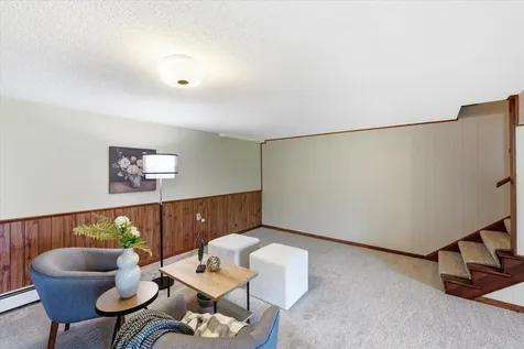 1534 17th Street NW New Brighton MN 55112