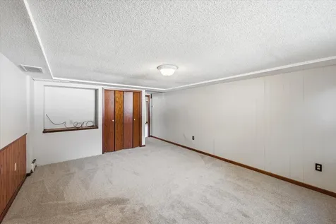 1534 17th Street NW New Brighton MN 55112