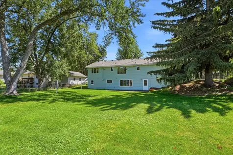 1534 17th Street NW New Brighton MN 55112