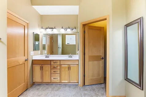 7439 Shadyview Lane N Maple Grove MN 55311