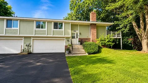 6869 Macbeth Court Woodbury MN 55125