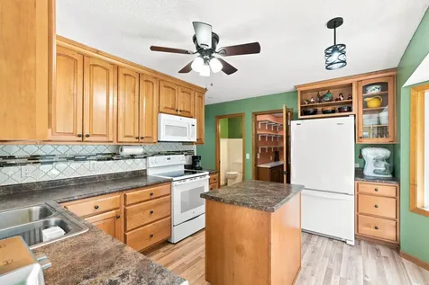 15337 Greenhaven Lane Burnsville MN 55306