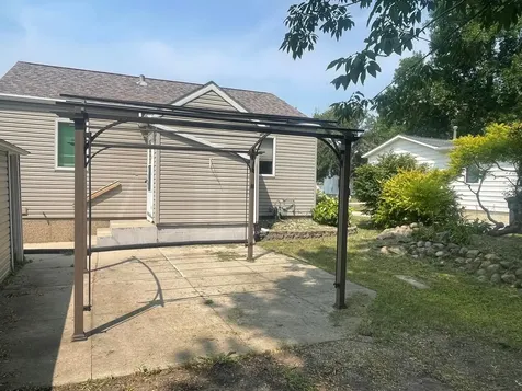 117 W Maple Street Marshall MN 56258