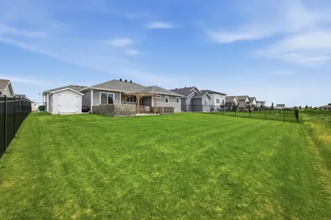 219 6th Street E Horace ND 58047