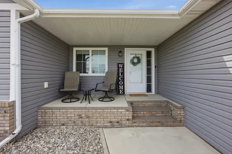 219 6th Street E Horace ND 58047