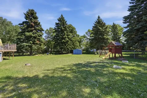 2832 Westgate Drive S Fargo ND 58103