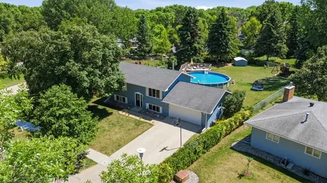2832 Westgate Drive S Fargo ND 58103