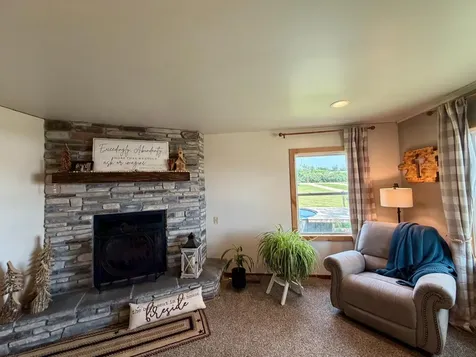 319 & 311 60th Avenue Pipestone MN 56164