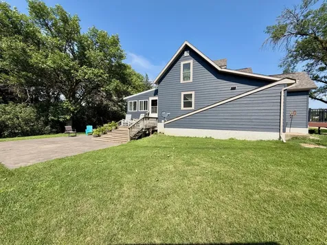 319 & 311 60th Avenue Pipestone MN 56164