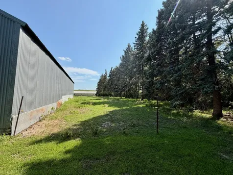 319 & 311 60th Avenue Pipestone MN 56164