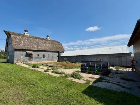319 & 311 60th Avenue Pipestone MN 56164