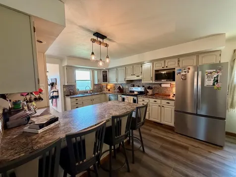 319 & 311 60th Avenue Pipestone MN 56164