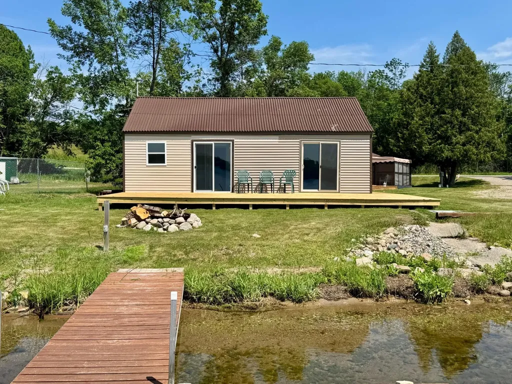 47209 Franklin Court Pelican Rapids MN 56572
