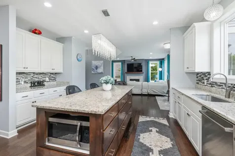 4650 Vinewood Lane N Plymouth MN 55442