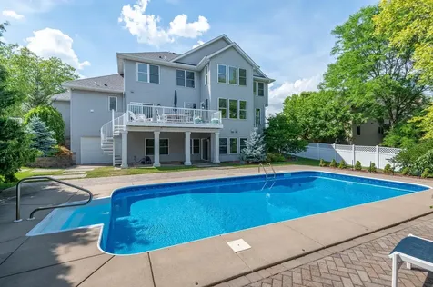 4650 Vinewood Lane N Plymouth MN 55442